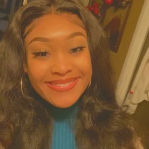 Meet your Posher, Katera